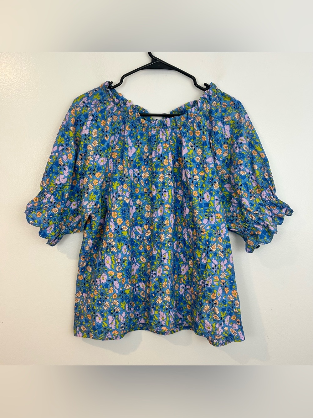 Jennifer & Grace Multicolor Blue Floral Eyelet Short Puff Sleeve Blouse Large